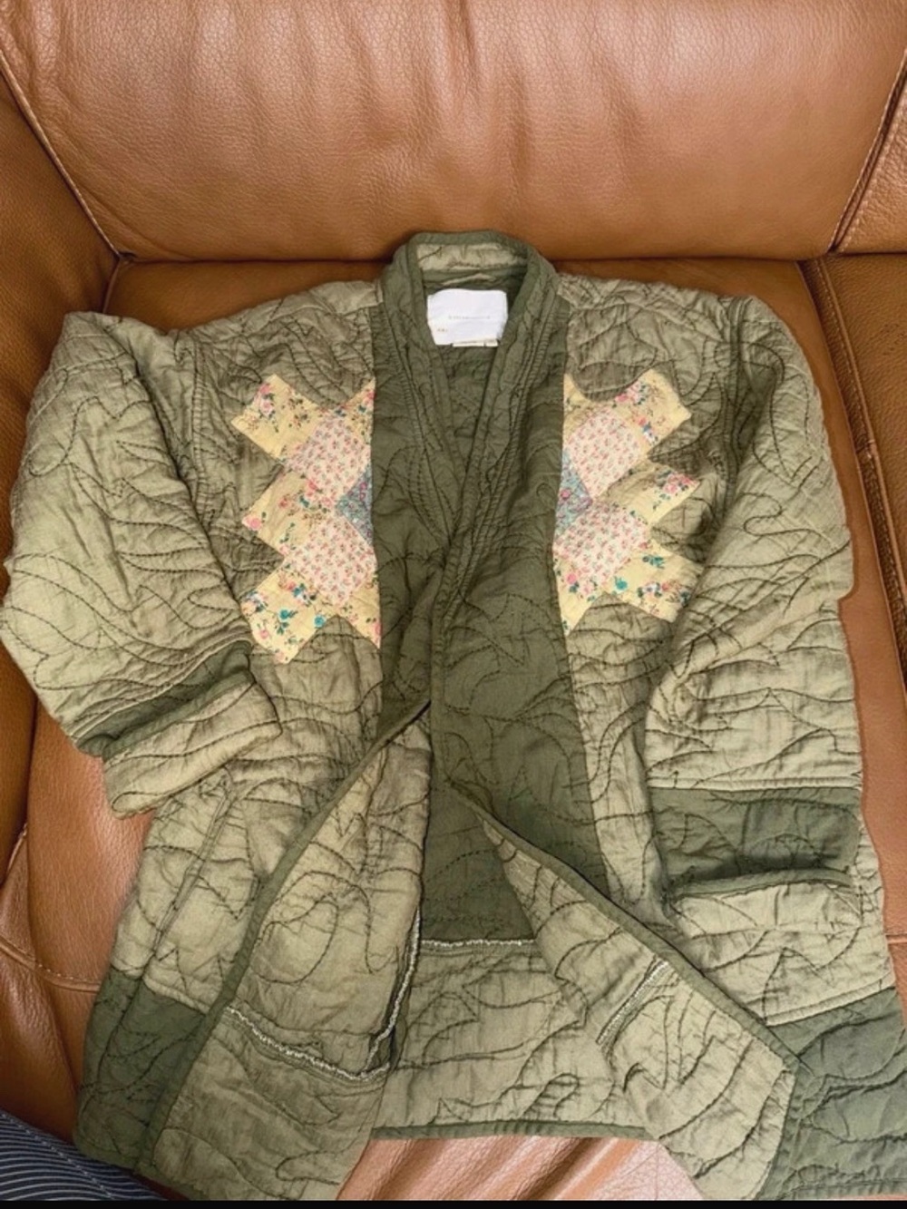Anthropologie women size XS quilted floral jacket